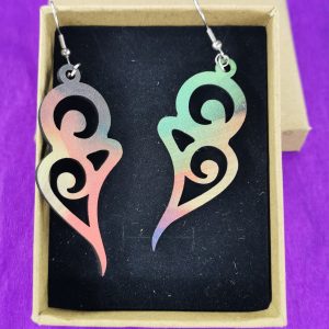 Ξύλινο χειροποίητο σκουλαρίκι με εκτύπωση με ατσάλι